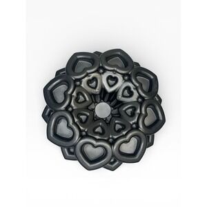 Wilton Sweet Love Heart Bundt Baking Pan 3D  9" Heavy Duty Retired